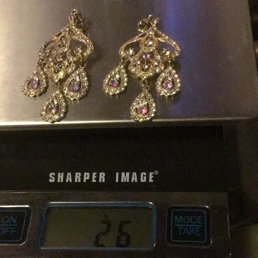 Beautiful gold tone RHINESTONE earrings - Picture 2 of 6